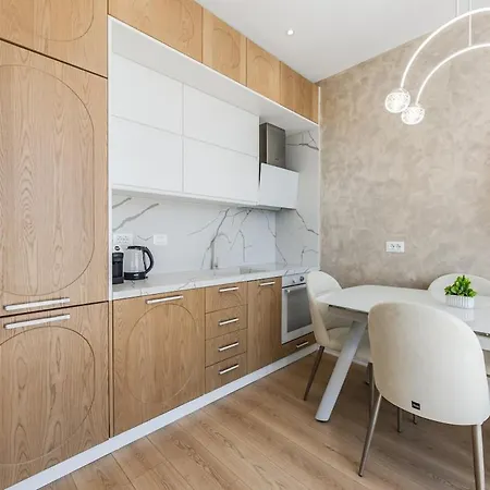Pearl Coast Drymades Elegant 2br By Pikhost
