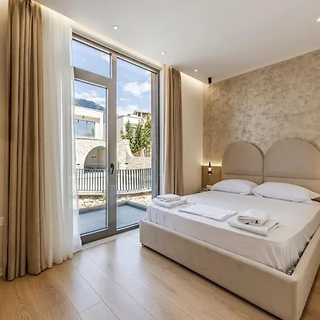 Pearl Coast Drymades Elegant 2br By Pikhost *